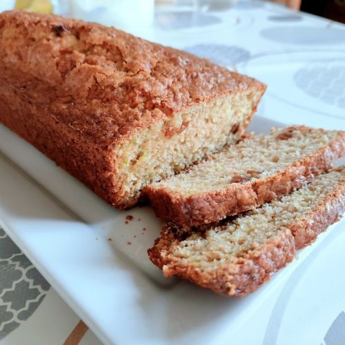 Der süße Zucchinikuchen: ein köstlicher, saftiger Kuchen