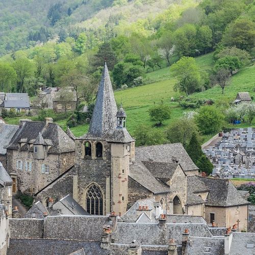 Estaing im Aveyron: 5 Dinge, die man über dieses malerische Dorf wissen sollte