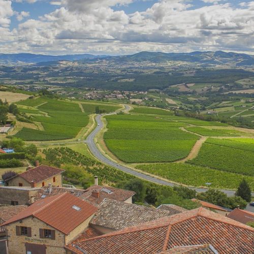 Oingt im Beaujolais: Eine Reise durch Zeit und Licht