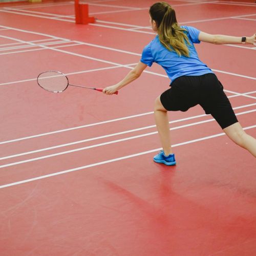 Tischtennis, Badminton oder Tennis: 5 Vorteile von Rückschlagsportarten